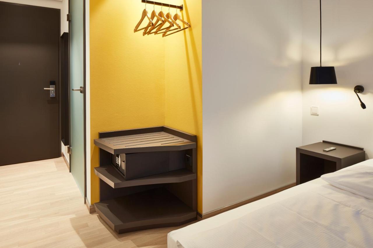 Hotel Im Leskanpark Кёльн Экстерьер фото